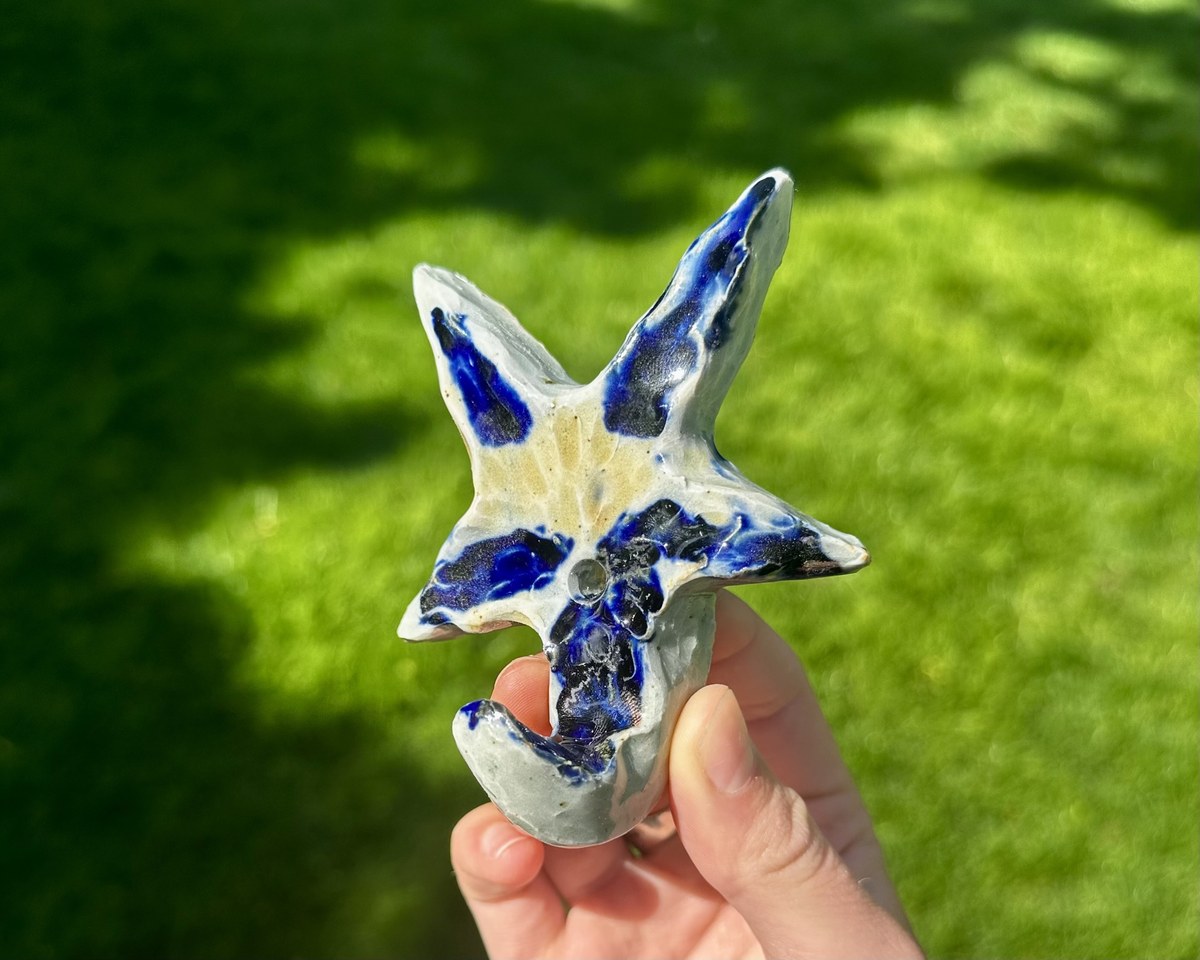 Blue-glazed starfish-shaped dish